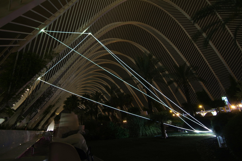 CARLO BERNARDINI, PERMEABLE SPACE 2008. Installazione in fibre ottiche, mt h 9x15x8. Valencia, Ciudad De Las Artes Y Las Ciencias.