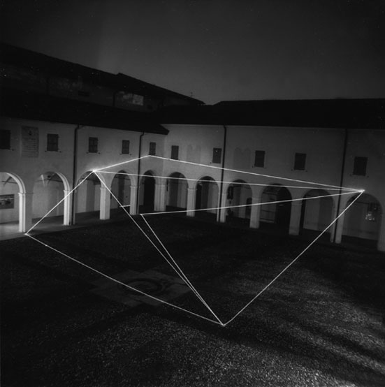 CARLO BERNARDINI, Spazio Permeabile 1999, fibre ottiche, mt h 6,5x20x20, Chiostri di S.Domenico, Reggio Emilia.