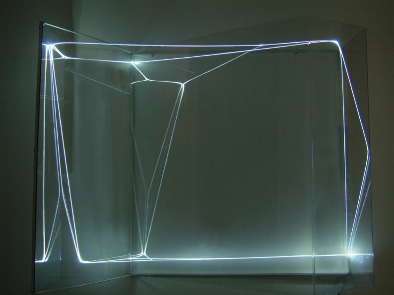 VIRTUAL VOLUMS 2001 Optical fibres, plexiglass, feet h 3,5x4,5x1,5.