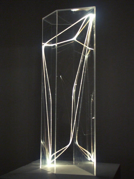 PERMEABLE SPACE 2004 Optical fibres, plexiglass, feet h 3x1x1.