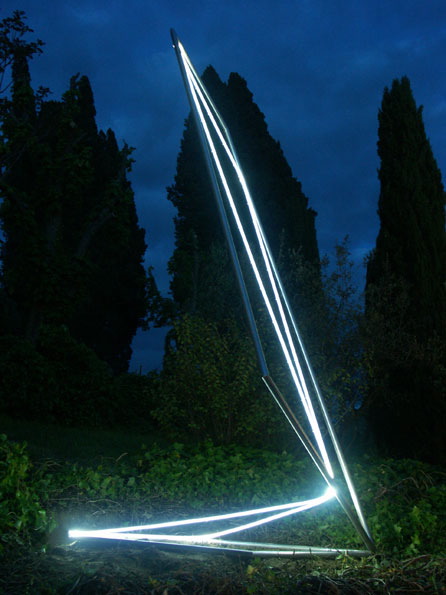 PERMEABLE SPACE 2003 Stainless steel, optical fibers; feet h 13x7x5.